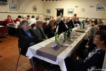 Slavnostna podelitev priznanj in cvetja platinastim, diamantnim, bisernim in zlatim parom (6)